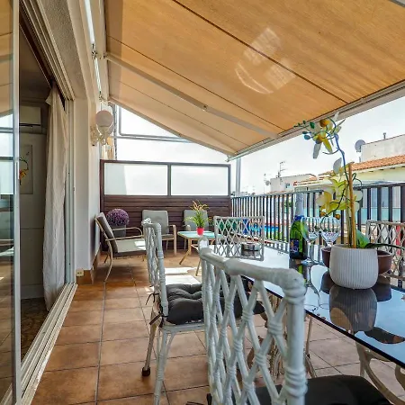 Sea And Penthouse By Hello Homes *