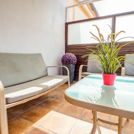 Sea And Penthouse By Hello Homes * 锡切斯