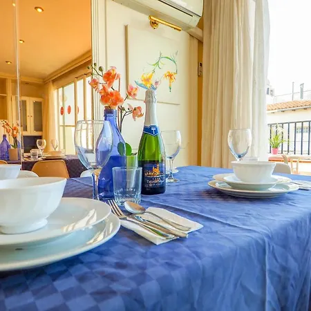 Sea And Penthouse By Hello Homes 锡切斯